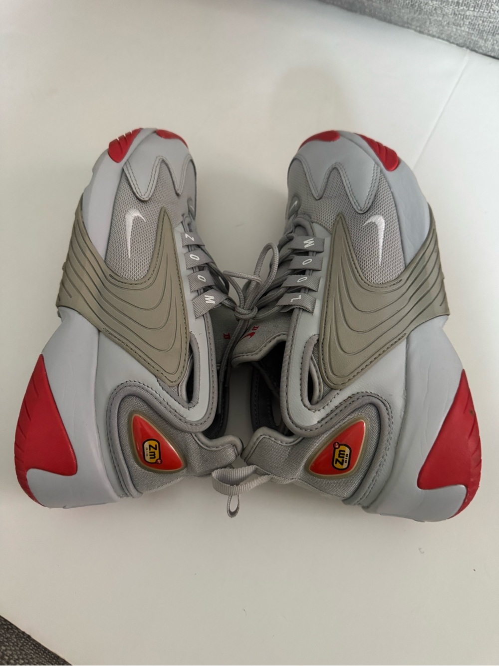 Nike White and Gray Sneakers with Red Accents - Picture 6 of 7